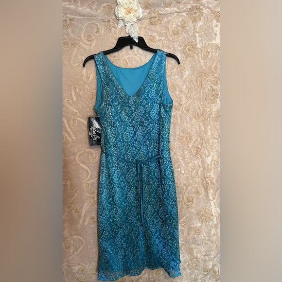 Size 14 blue textured Media One dress - Picture 1 of 3